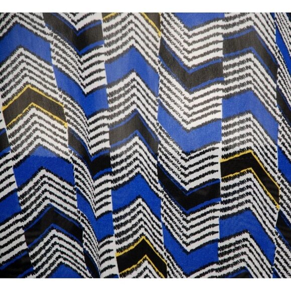 Daniel Rainn Blue Chevron Sleeveless Sheer Blouse Size 2X V-Neck Half Button Up - Picture 5 of 11